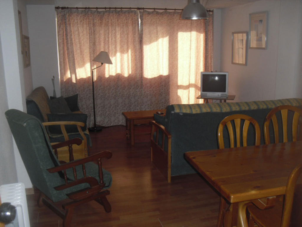 Apartamentos Mont Blanc Asn Serra Nevada Quarto foto