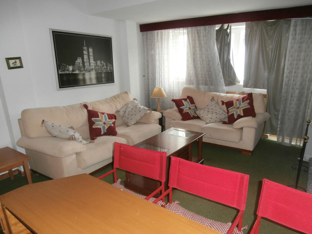 Apartamentos Mont Blanc Asn Serra Nevada Exterior foto